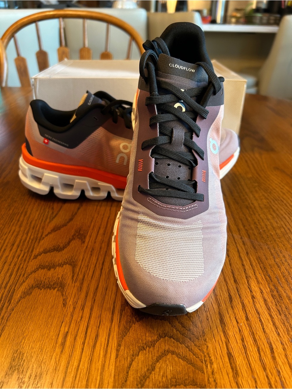 OnCloud Cloudflow 4 Running Shoe - Quartz/Flame Women 9.5 NIB